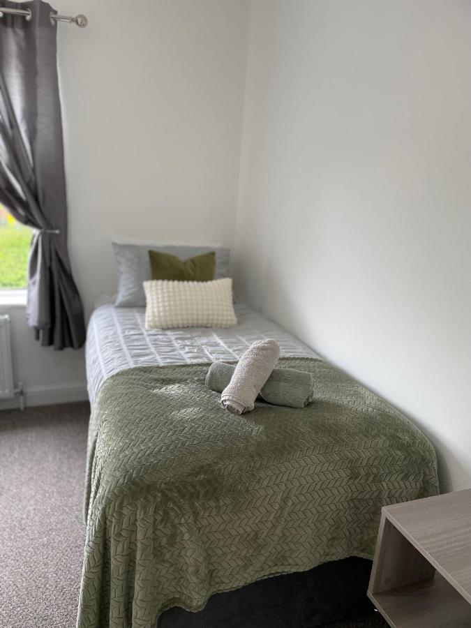 Comfy Home For Contractors And Families With Free Parking - Sage View Aldershot Exterior foto