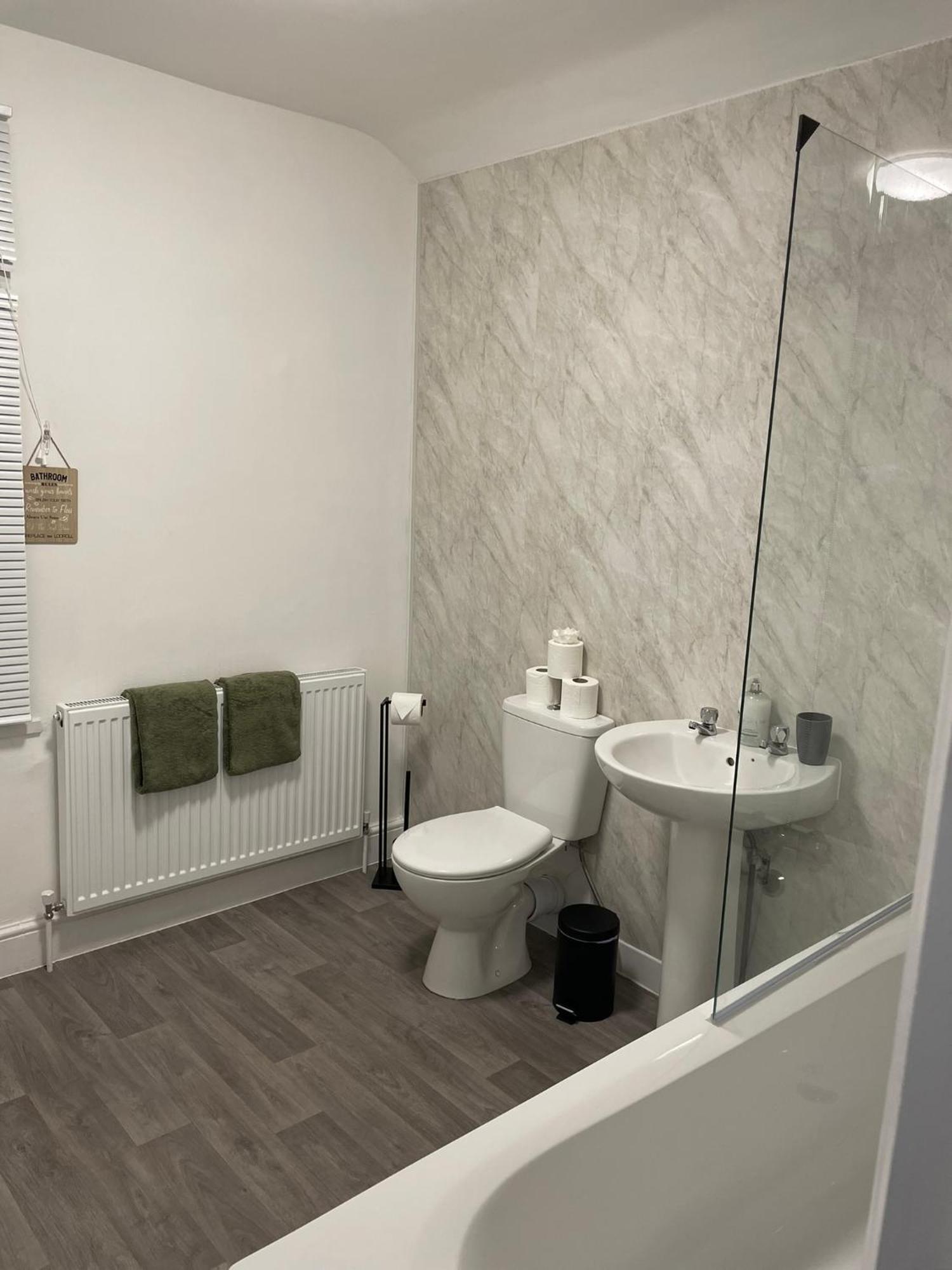 Comfy Home For Contractors And Families With Free Parking - Sage View Aldershot Exterior foto